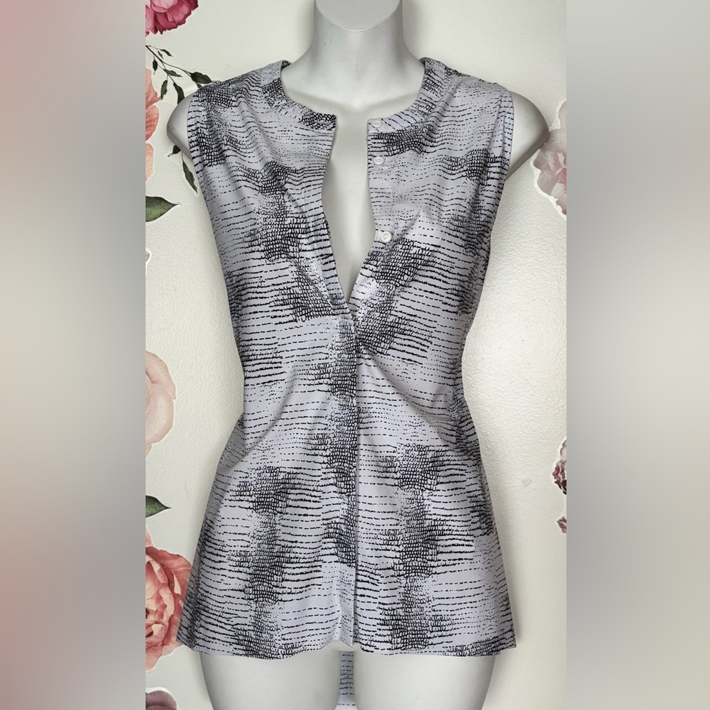 Chic Black and White Patterned Dress